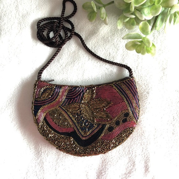 Gorgeous beaded crossbody purse - Picture 14 of 16